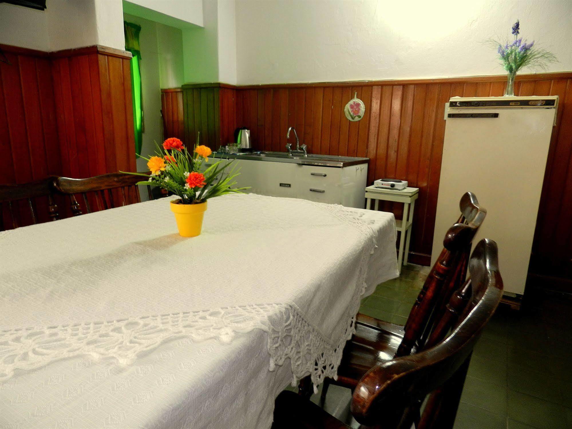 Hotel Colon Posadas Eksteriør billede